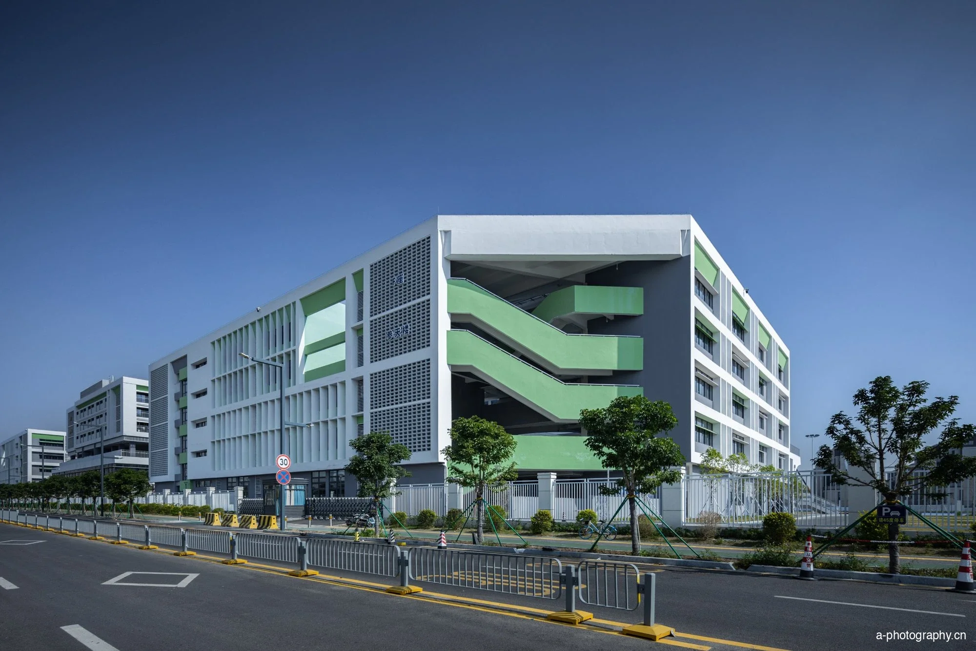 华南师范大学附属乐从小学 影像 20
