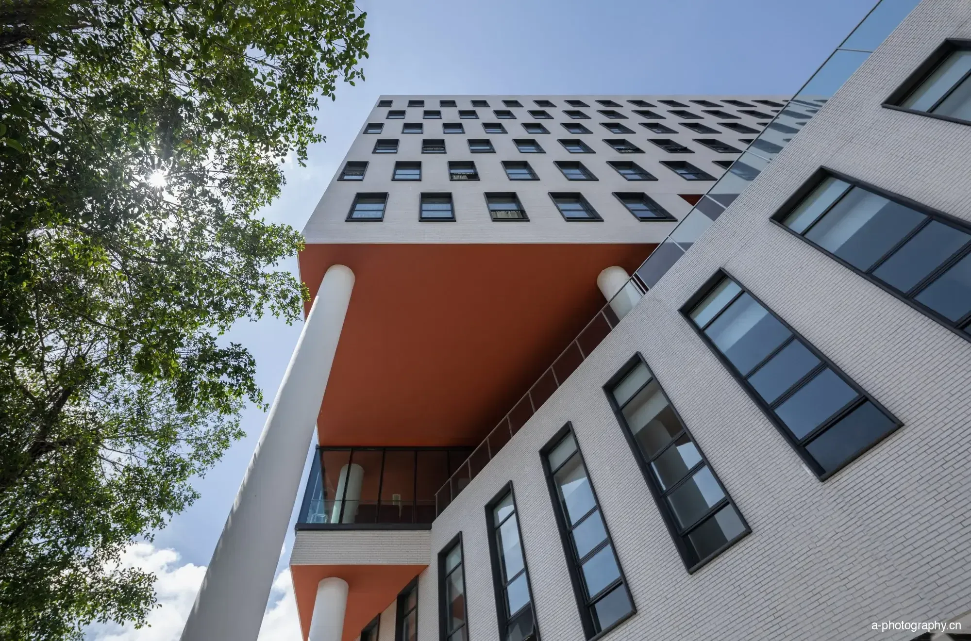 五邑大学策文商学院教学楼 影像 4