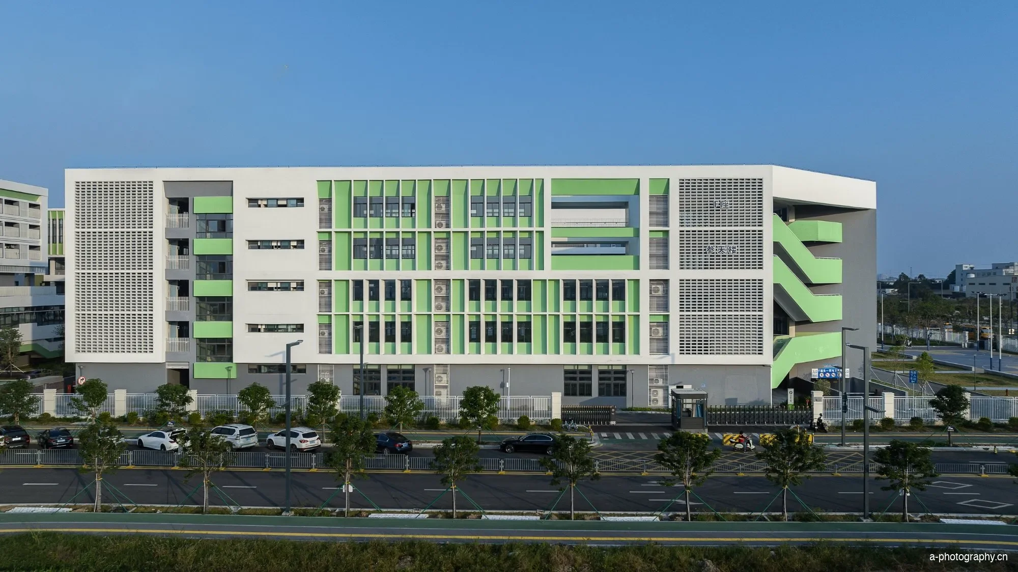 华南师范大学附属乐从小学 影像 14