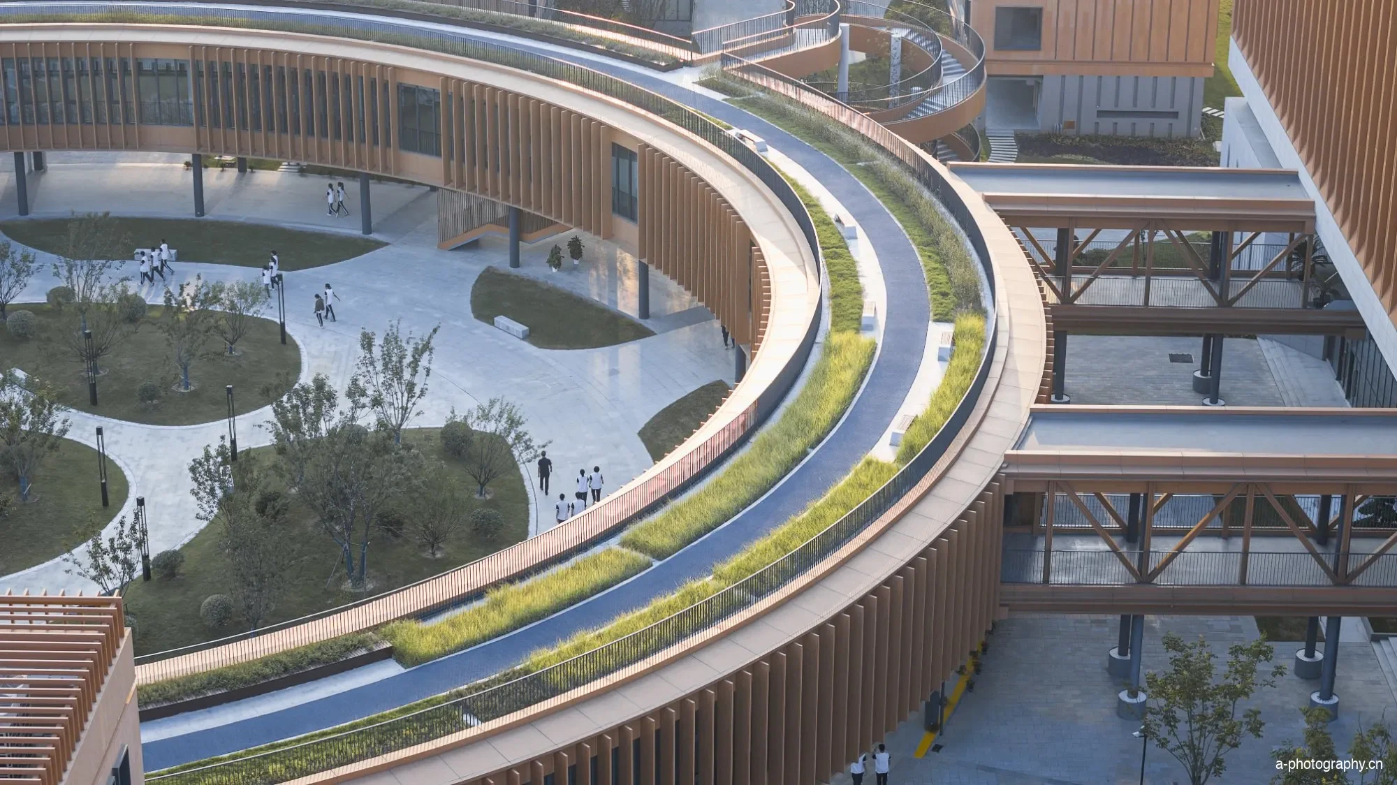 梅村高级中学空港校区 - 建筑摄影
