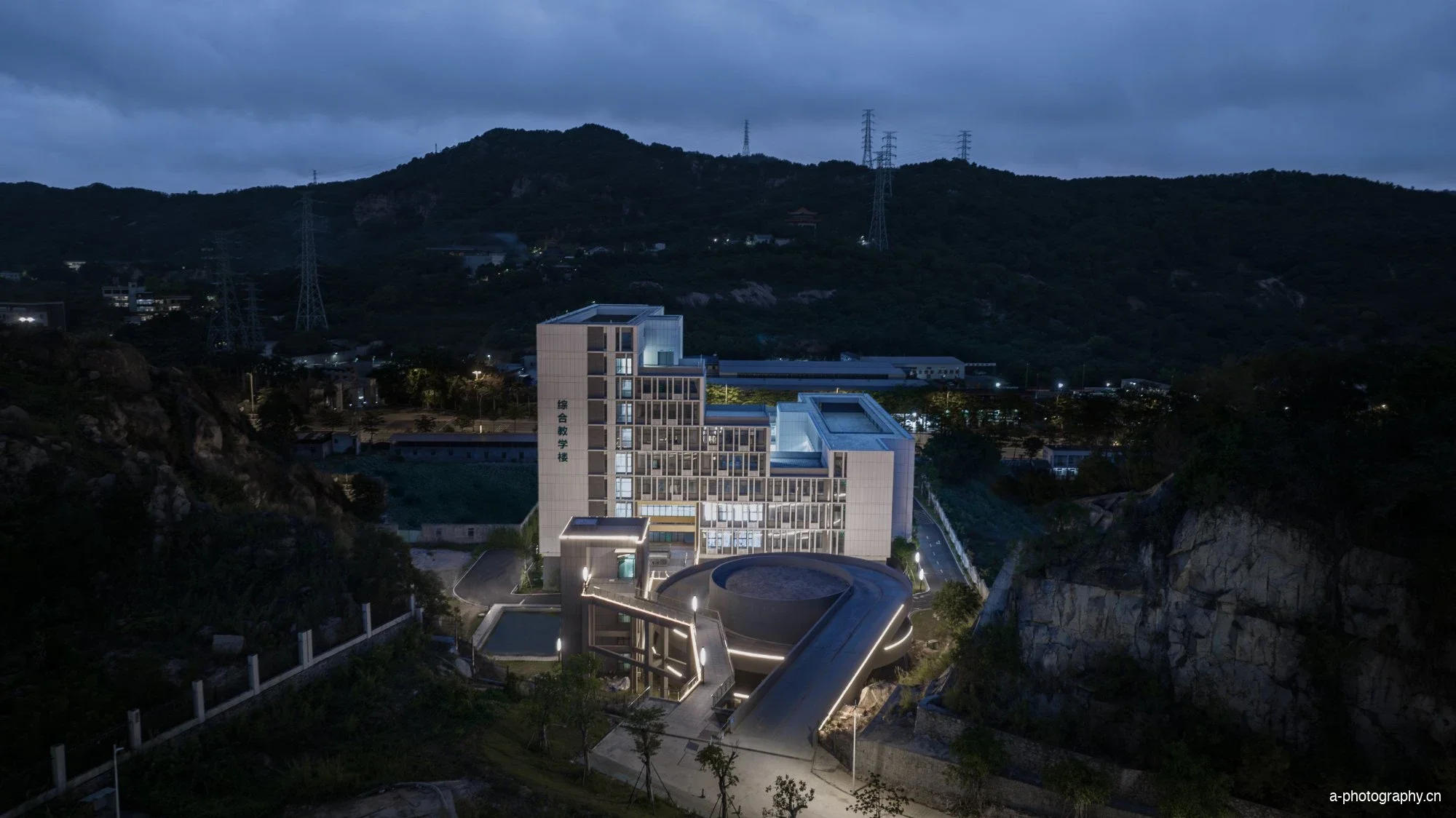 汕头大学健康学院教学楼 影像 15